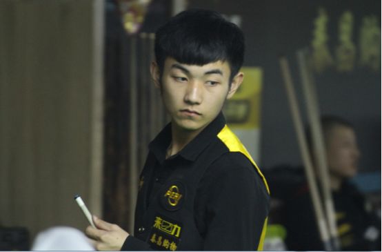 是英超赛场 是英超赛场