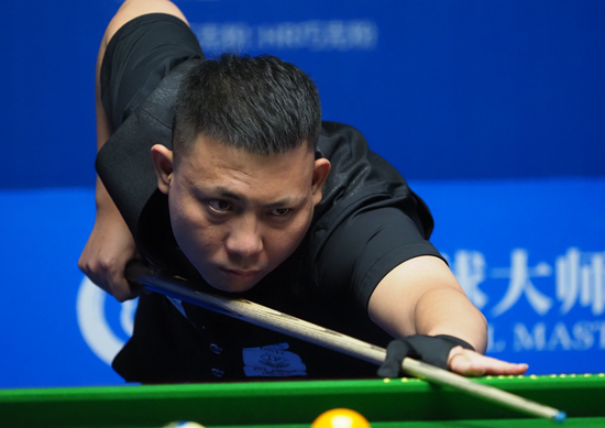 中脱颖而出 中脱颖而出