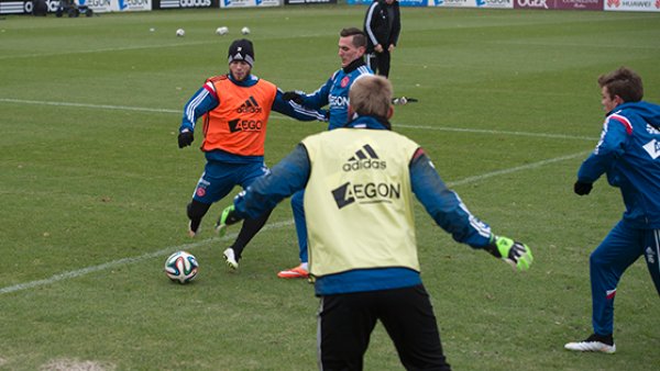 球队商业收 球队商业收