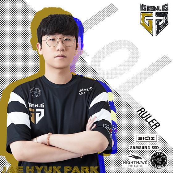 激烈赛事中 激烈赛事中