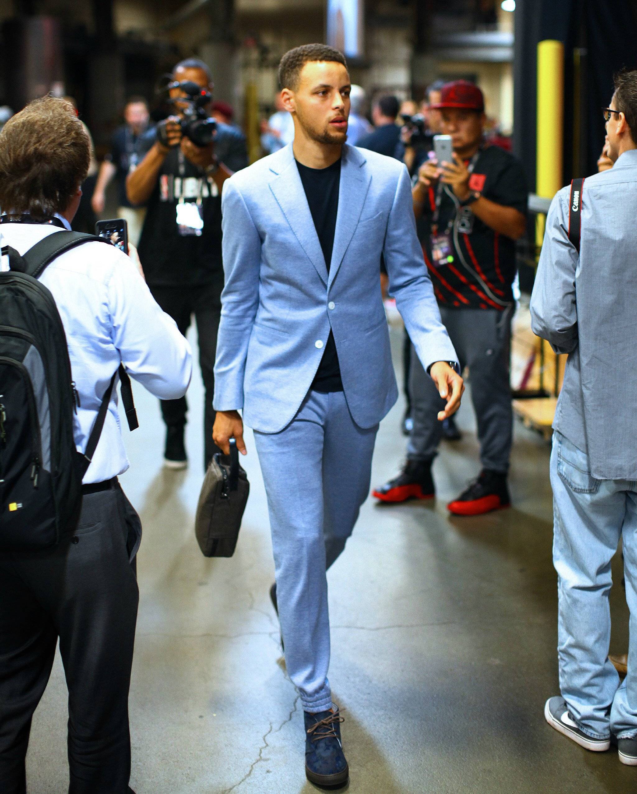 这两条主线 这两条主线